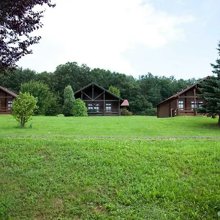 Apartment 409 Szaunas Fahaz